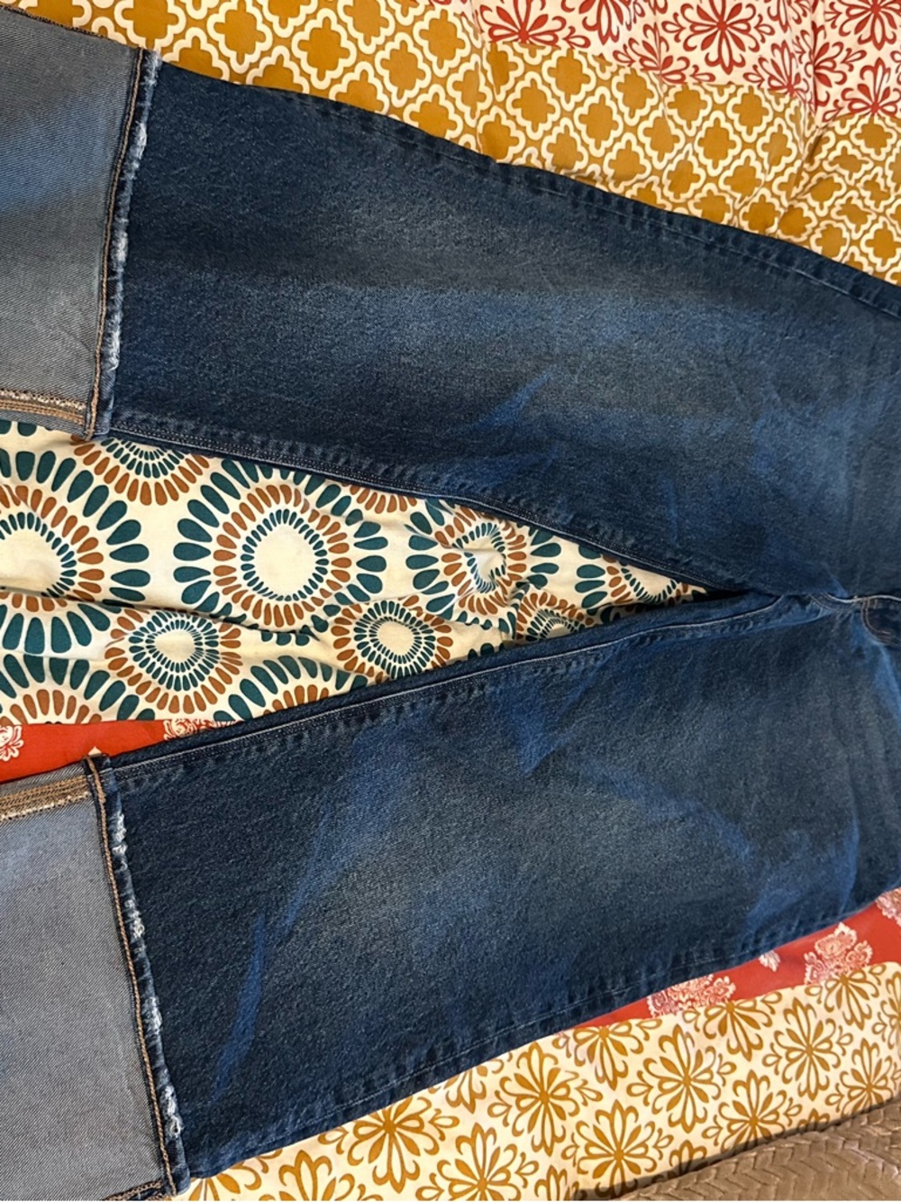 American Eagle cuffed Dark Blue Denim Jeans